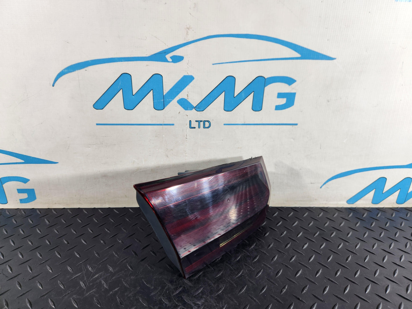 BMW 118i F40 Hatchback Genuine Left Side Rear Inner Tail Light H7736911905