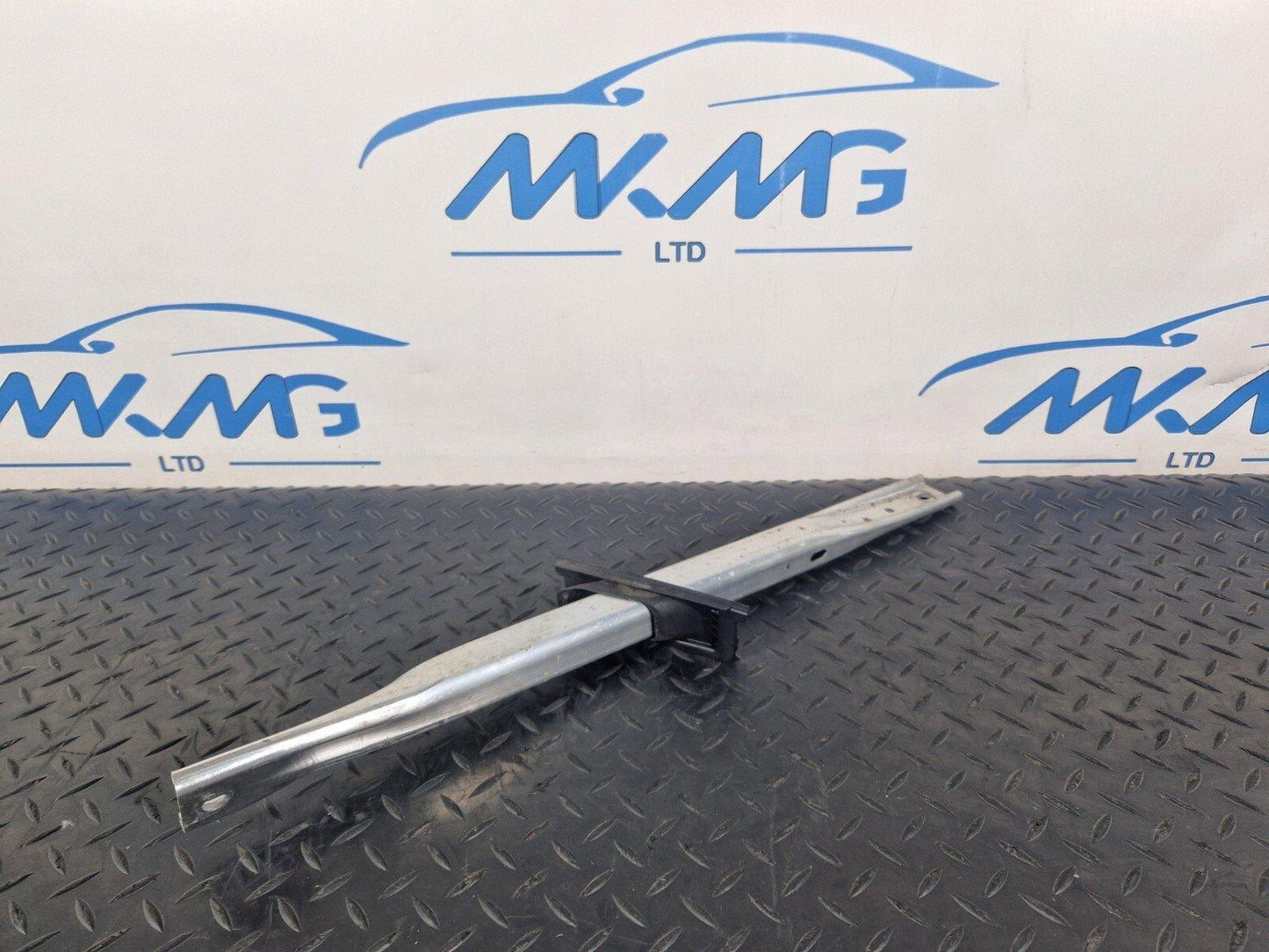 16-23 AUDI S5 COUPE GENUINE FRONT ENGINE COMPARTMENT STRUT BAR 8W0605646B