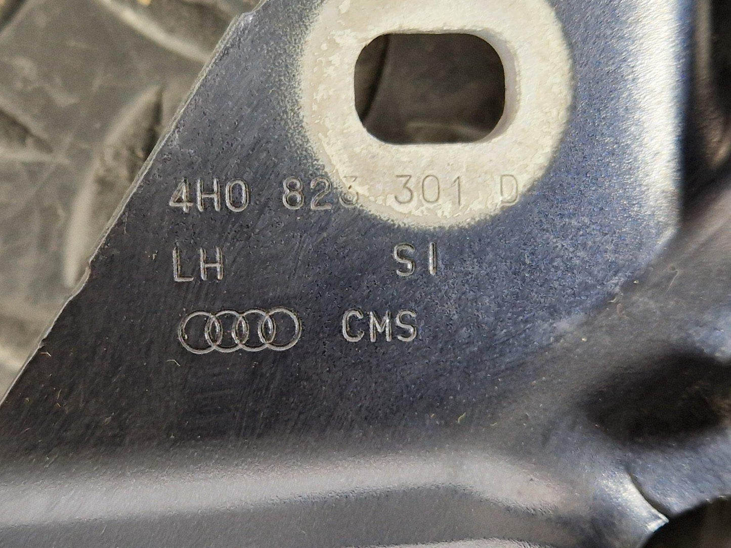 10-17 AUDI A8 4H FRONT LEFT N/S BONNET HOOD HINGE IN BLUE 4H0823301D