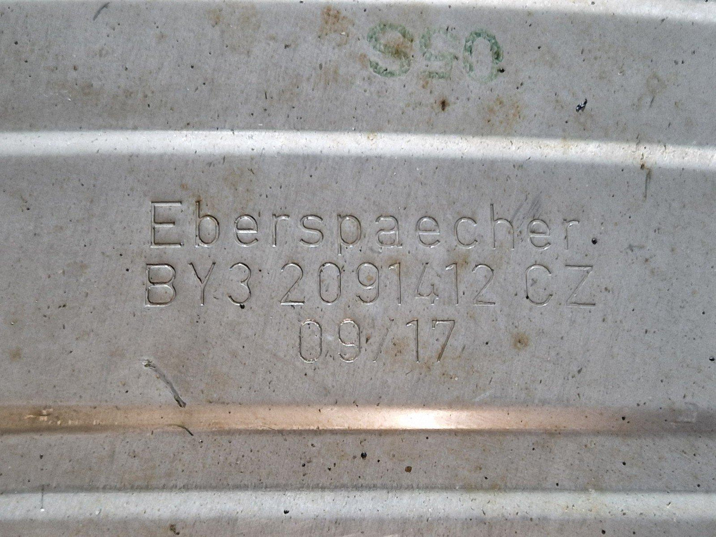 16-19 AUDI A4 B9 2.0 TDI DIESEL DETA / DET EXHAUST SILENCER 8W0253411R