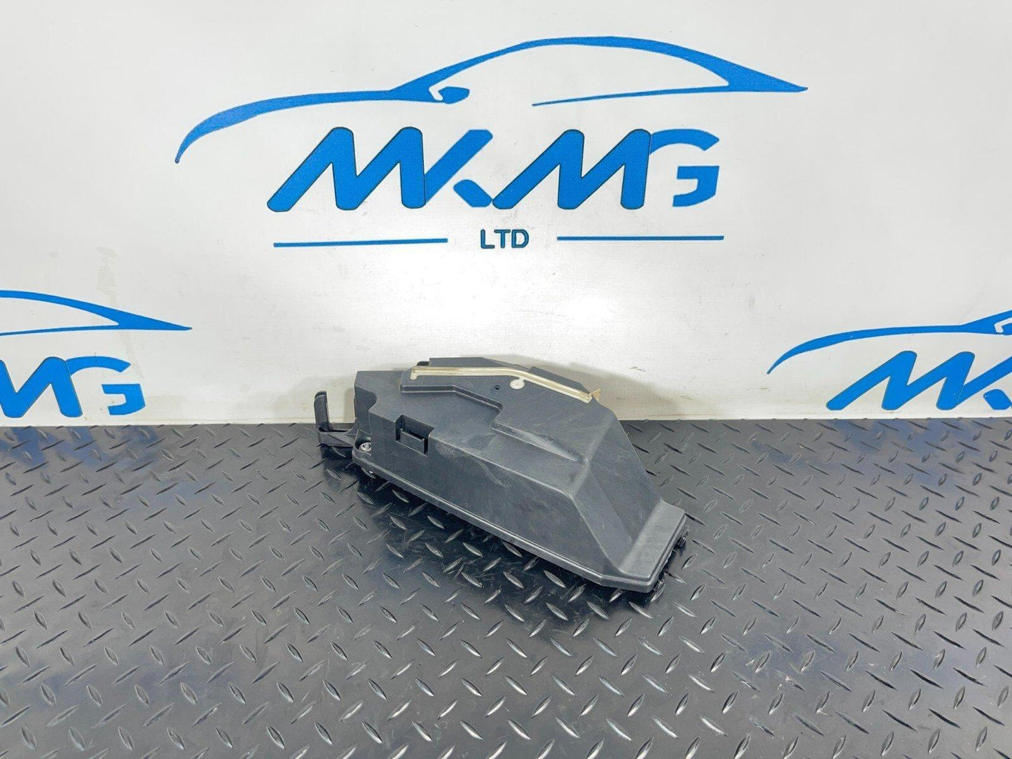 BMW 1 2 X1 X2 SERIES ECU ENGINE BOX COVER 8581751 F40 F44 F45 F46 F48 F39