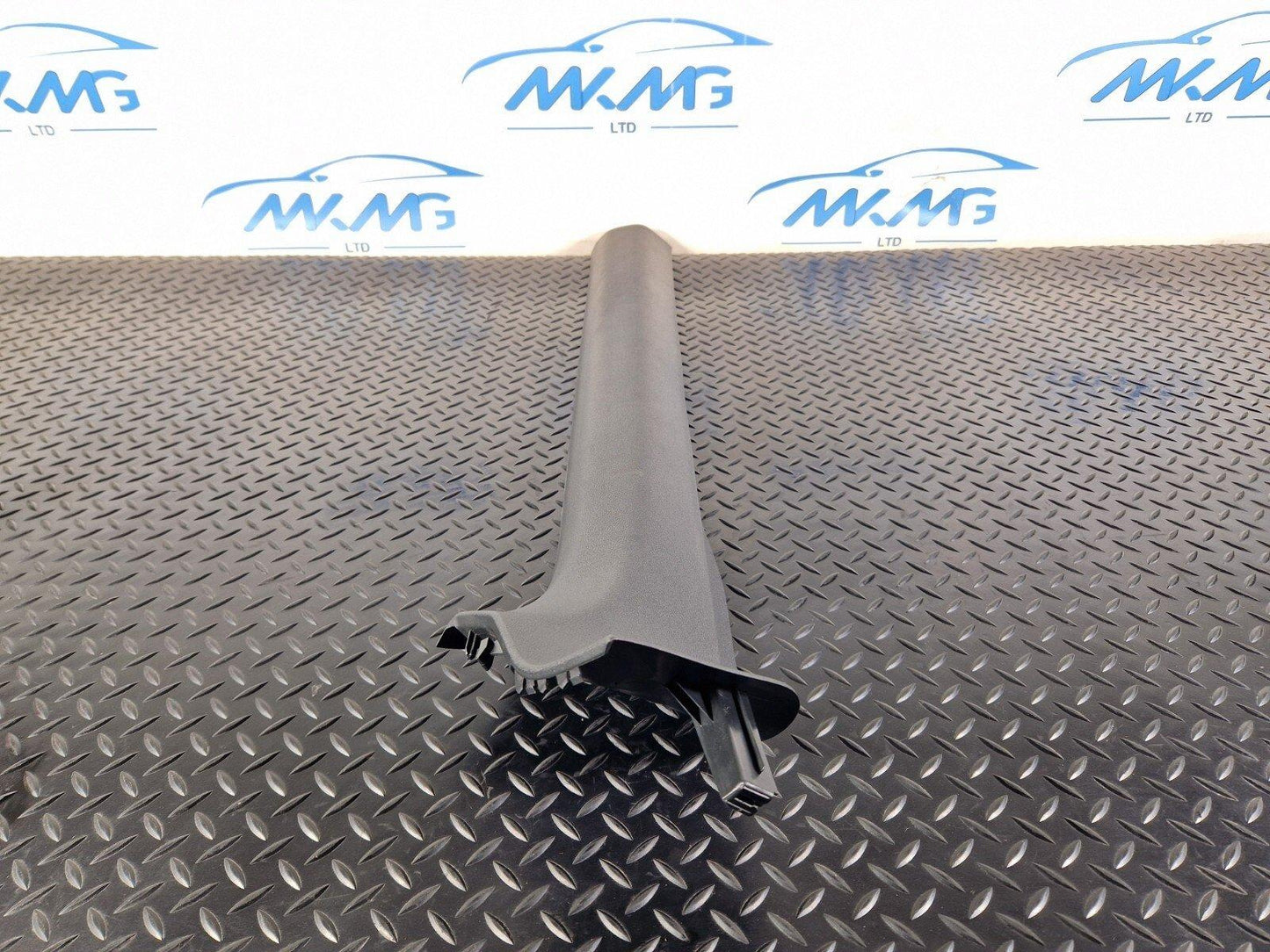 16-24 AUDI A5 F5 CONVERTIBLE LEFT DOOR SILL COVER 8W7853905A