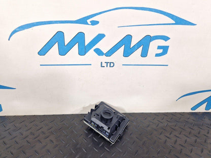 MERCEDES BENZ C200 W205 GENUINE ENGINE IGINTION SWITCH CONTROL UNIT  A2059000924