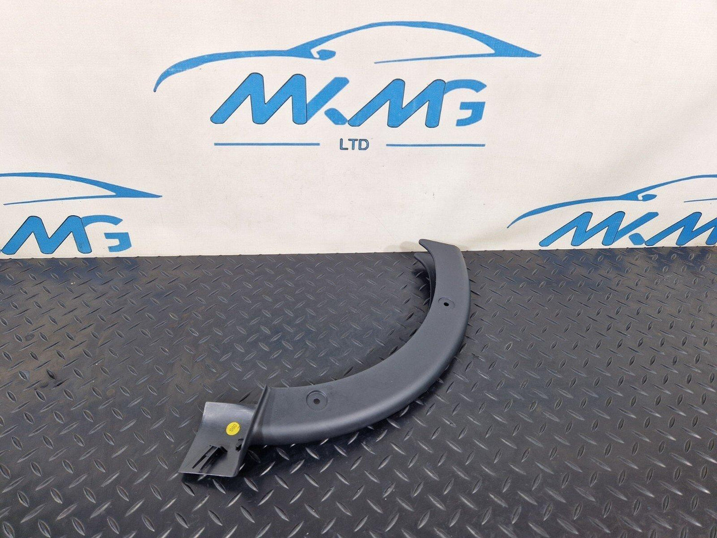 16-19 AUDI A4 B9 S-LINE GENUINE REAR LEFT BOOT LID HINGE COVER 8W5971821