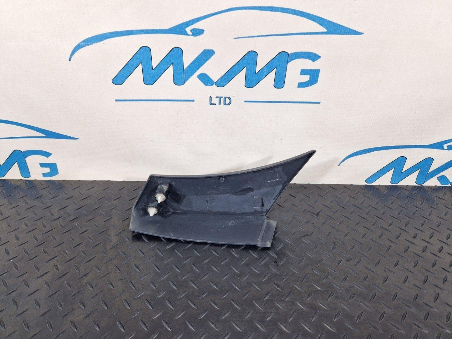 18-ON MERCEDES BENZ SPRINTER W907 FRONT RIGHT WHEEL ARCH TRIM A9106900100