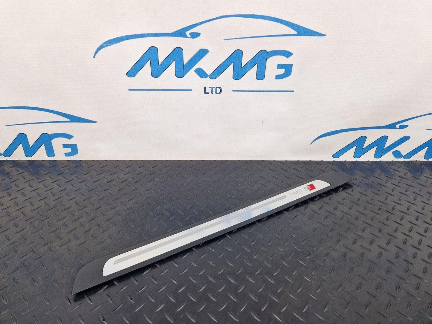 12-18 AUDI A6 C7 DOOR ENTRY SILL KICK PLATE COVER FRONT RIGHT SIDE 4G0853374