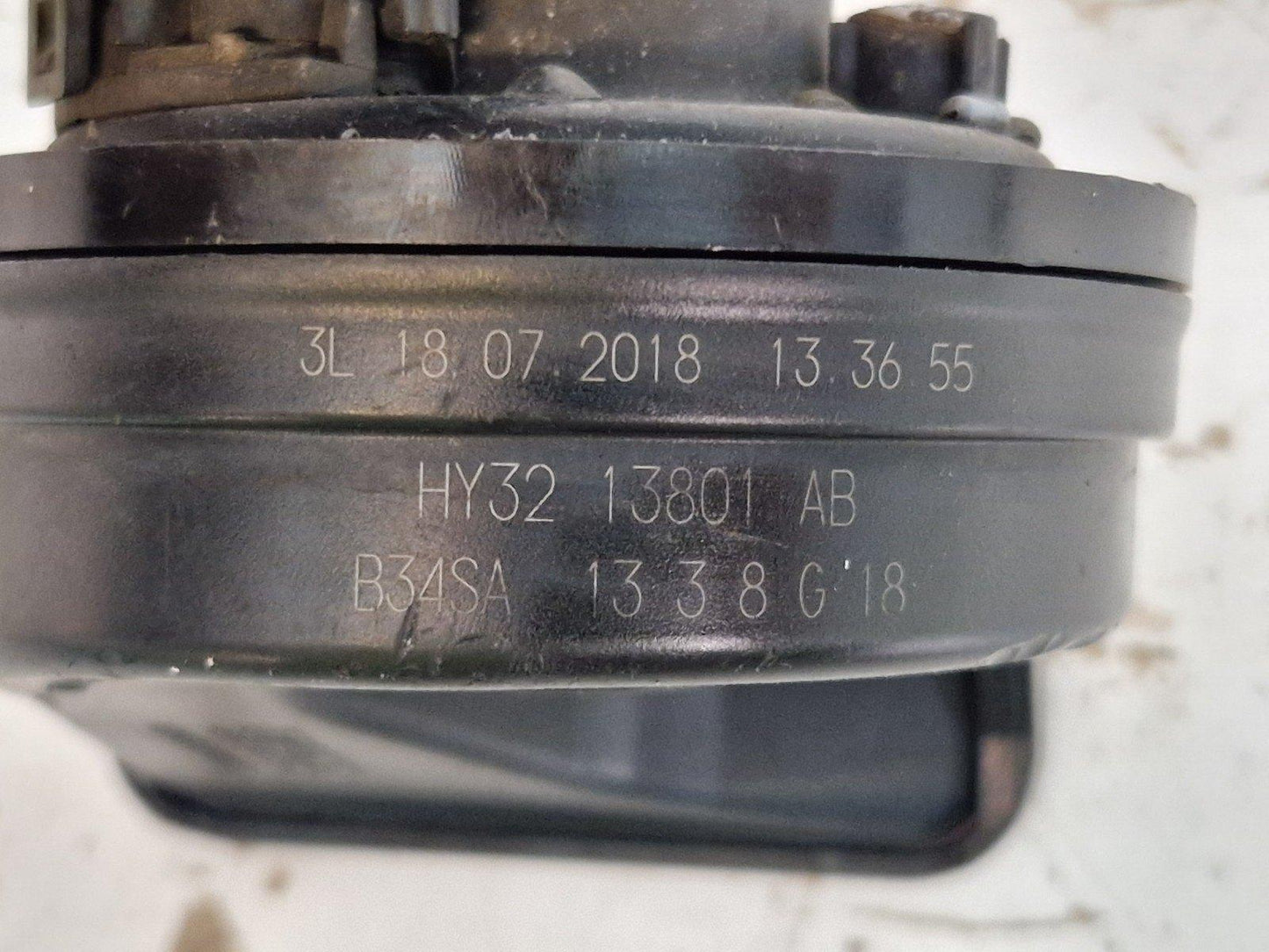 17-ON LAND ROVER DISCOVERY L462 OEM FRONT RIGHT HIGH NOTE TONE HORN HY3213801AB
