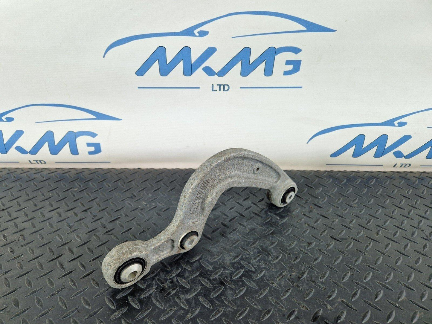 GENUINE AUDI A4 B9 A5 S5 F5 REAR LEFT OR RIGHT CONTROL ARM 8W0505361E