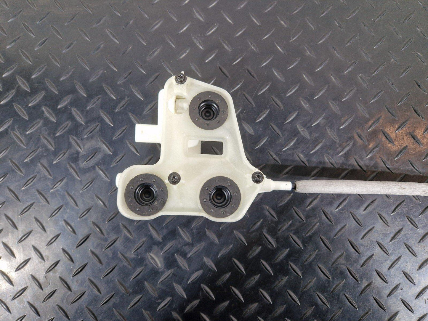 19-ON MERCEDES BENZ B CLASS W247 TAILGATE BOOT LOCK MOTOR ACTUATOR  A0999068600