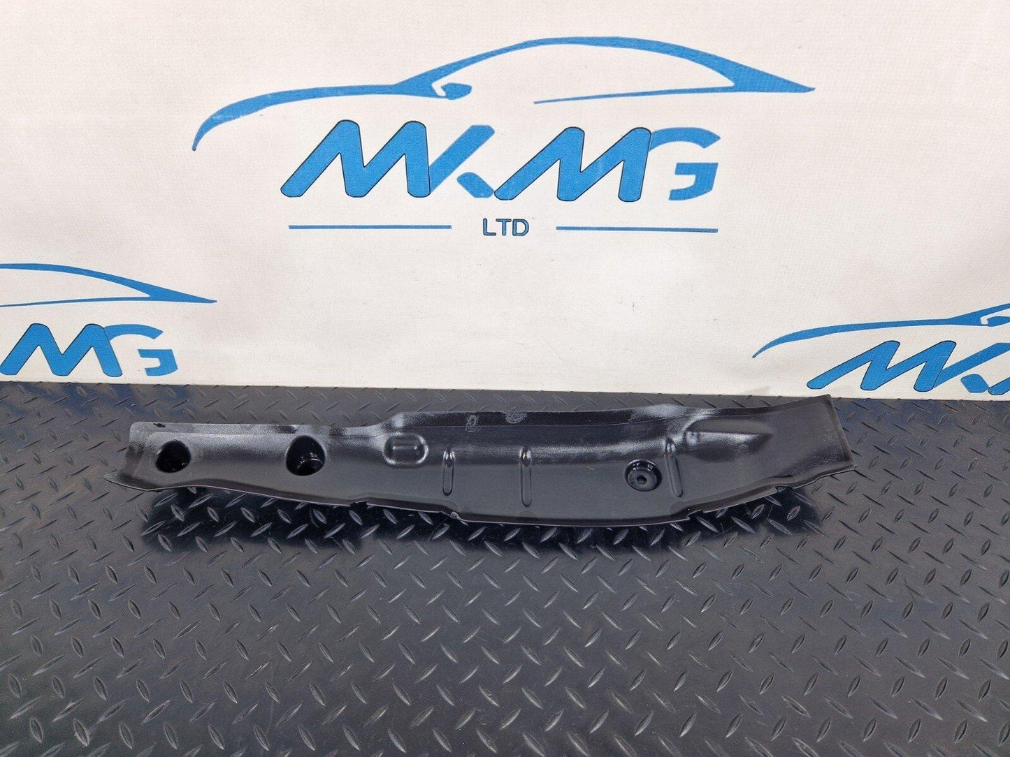 16-24 AUDI A5 F5 CONVERTIBLE GENUINE FRONT RIGHT SIDE WING END PLATE 8W6821112