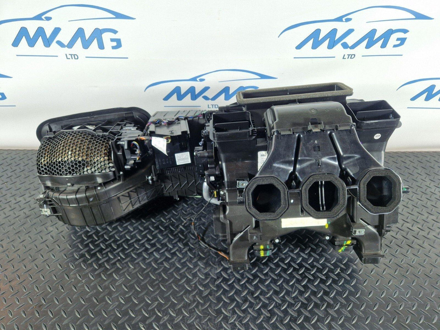 14-21 MERCEDES BENZ C200 W205 INTERIOR HEATER MATRIX CORE & A/C CONTROL MODULE