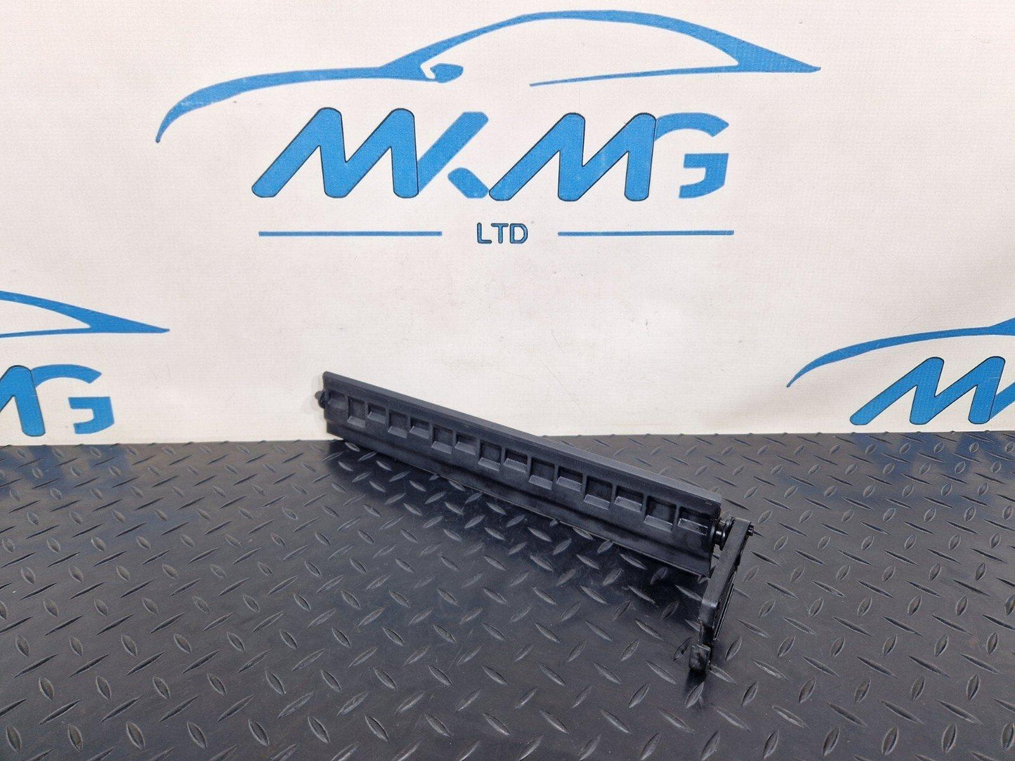 14-21 BMW 2 SERIES GRAN TOURER F45 F46 AIR DUCT SHUTTER GRILL FLAP 2L 8499973