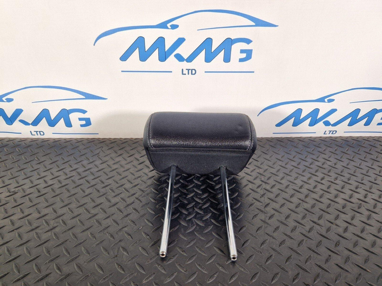 14-19 MERCEDES BENZ GLA X156 GENUINE REAR SEAT HEADREST FITS LEFT & RIGHT