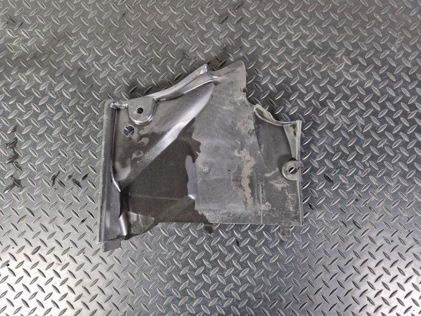 12-17 AUDI S5 CONVERTIBLE 3.0 TFSI FRONT LEFT UNDERBODY COVER 8F0825201A