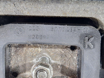 11-18 BMW 6 SERIES F06 GENUINE GEARBOX SUPPORT BRACKET MOUNT 6777613 6770289