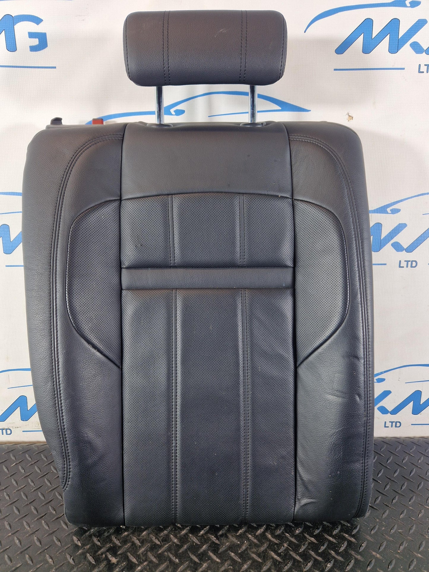 19-ON RANGE ROVER EVOQUE L551 REAR RIGHT O/S/R BLACK LEATHER SEAT BACKREST