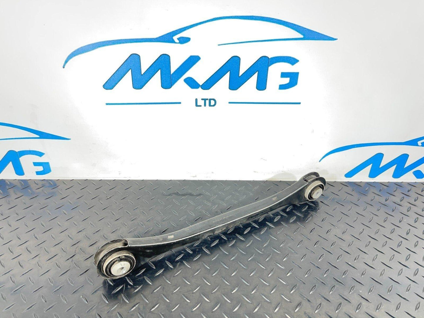 16-19 AUDI A4 B9 S-LINE QUATTRO REAR LEFT LOWER CONTROL ARM 4M0505291D