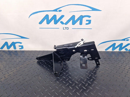 15-18 AUDI A7 4G REAR LEFT SIDE N/S BOOT TAILGATE STRUT SUPPORT MOUNT 4G8827857