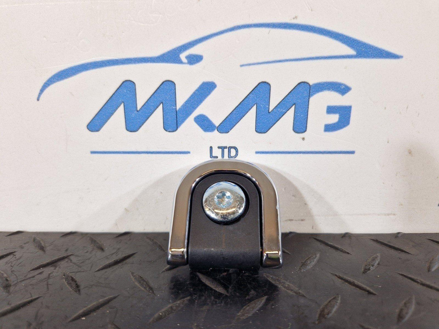 19-ON RANGE ROVER EVOQUE L551 GENUINE TRUNK BOOT TIE DOWN CARGO HOOKS X4