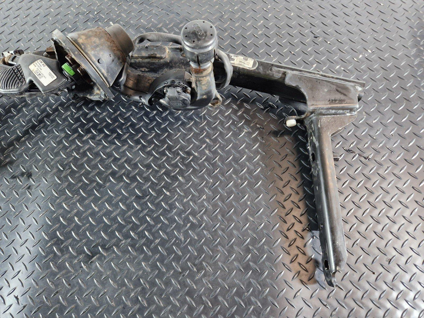 16-19 AUDI A4 B9 WESTFALIA ELECTRIC TOW BAR 8W0959245 8W0800491M
