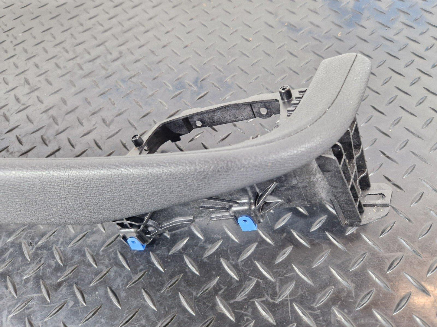 16-22 BMW X1 F48 CENTER CONSOLE PANEL TRIM 9335211