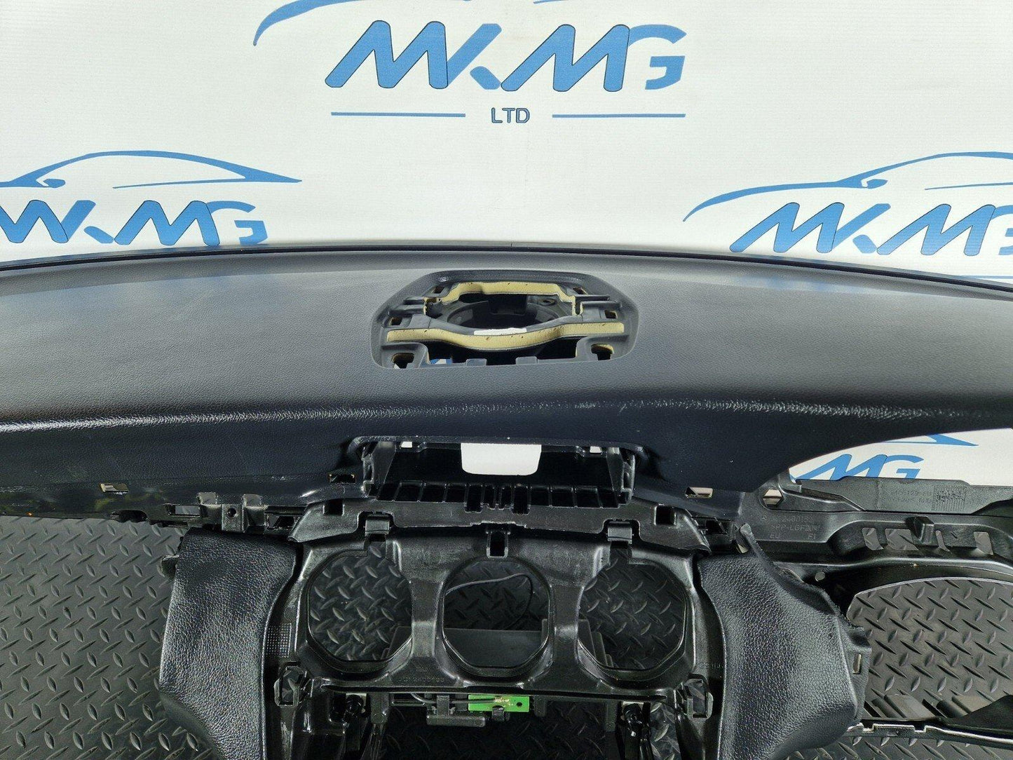 14-21 MERCEDES BENZ C300h W205 DASHBOARD ASSEMBLY TRIM PANEL & PASSENGER BAG