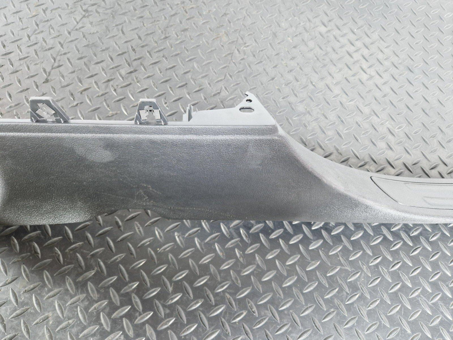 10-15 AUDI Q7 4L GENUINE OEM LOWER LEFT PASSENGER SIDE N/S SILL TRIM 4L0853369