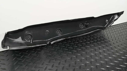 2014 MERCEDES B-CLASS B180 W246 FRONT RIGHT DRIVER SIDE WING INSULATION TRIM