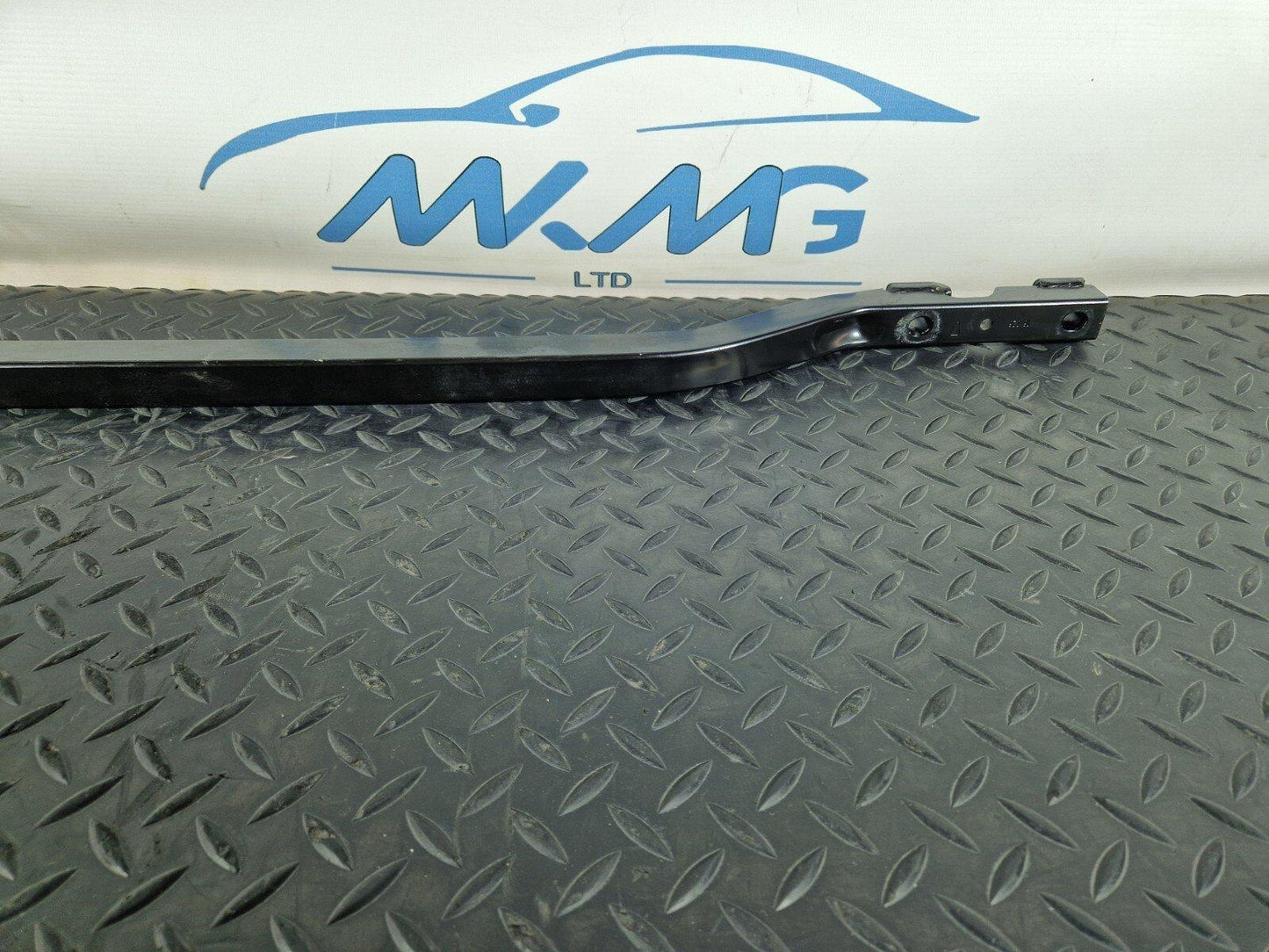 16-22 BMW X1 F48 GENUINE FRONT SUPPORT BRACKET 7414778