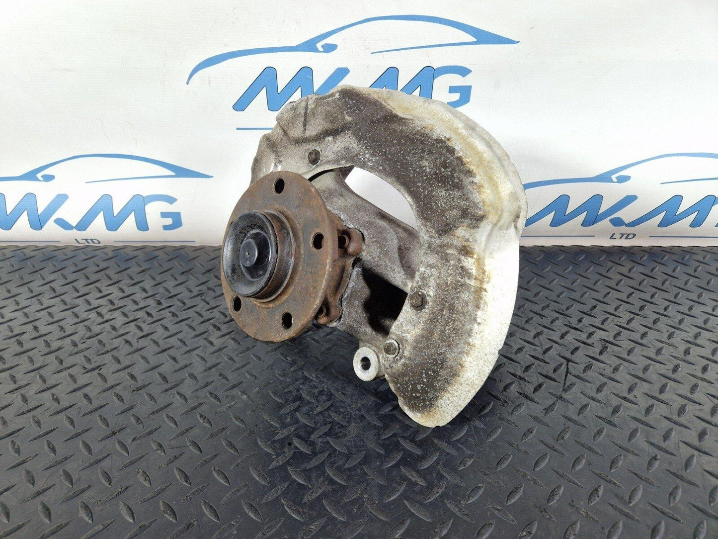 BMW    Unknown Part Type 18915910