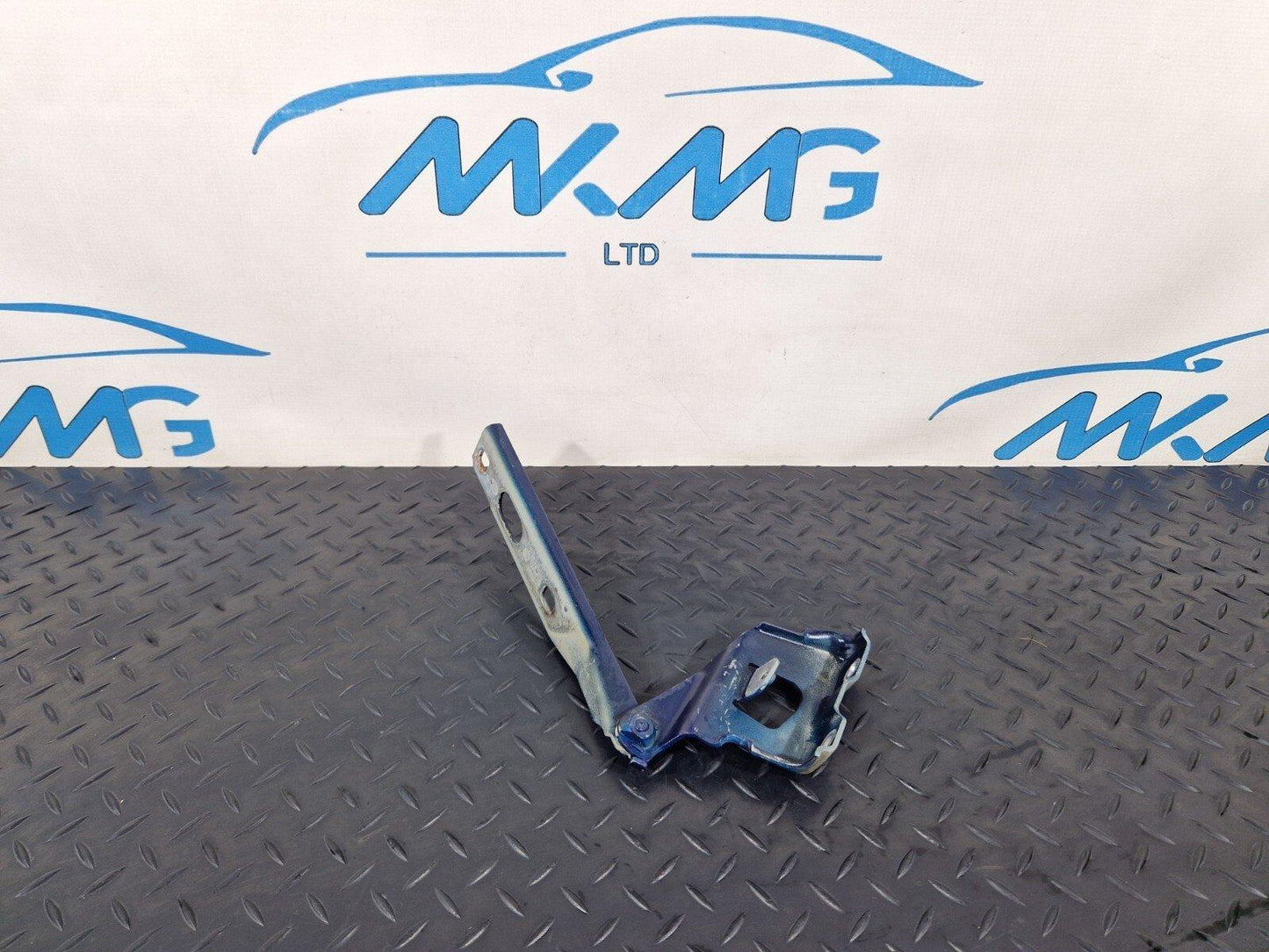 12-17 AUDI S5 CONVERTIBLE FRONT RIGHT BONNET HOOD HINGE IN BLUE 8T0823302E