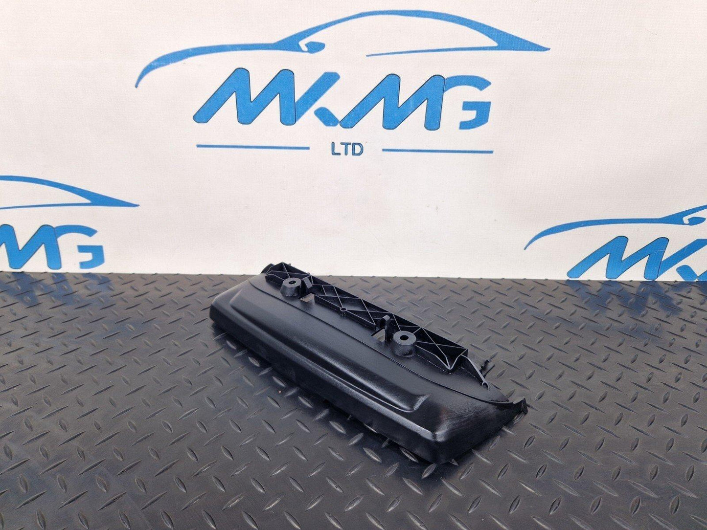 11-18 BMW 6 SERIES F06 GENUINE FRONT DASHBOARD TRIM 202000243