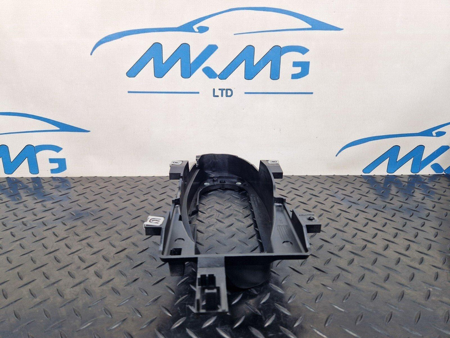 16-19 AUDI A4 B9 GENUINE GEARSTICK MOUNTING PLATE BRACKET 8W0863531