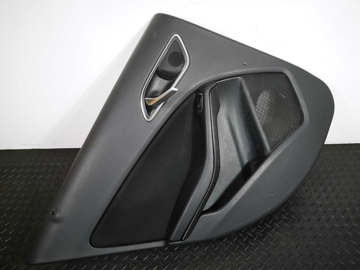 12-18 MERCEDES A-CLASS W176 GENUINE REAR LEFT N/S DOOR PANEL CARD BLACK