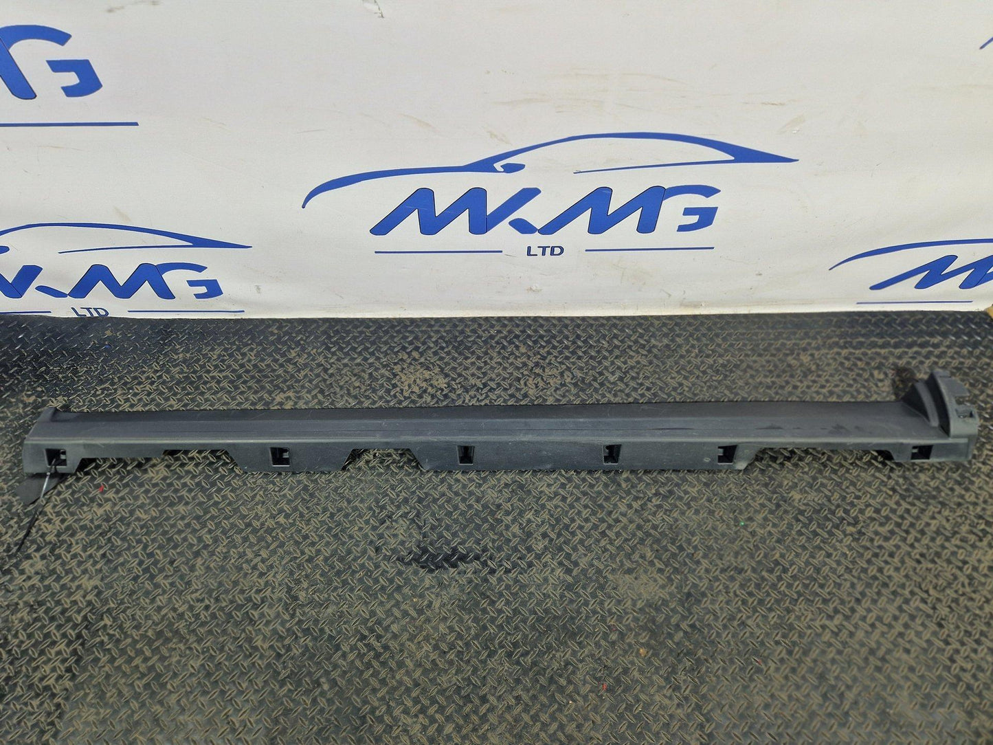 Land Rover Discovery Sport Side Skirt Sill Right Side Genuine FK7210154AD