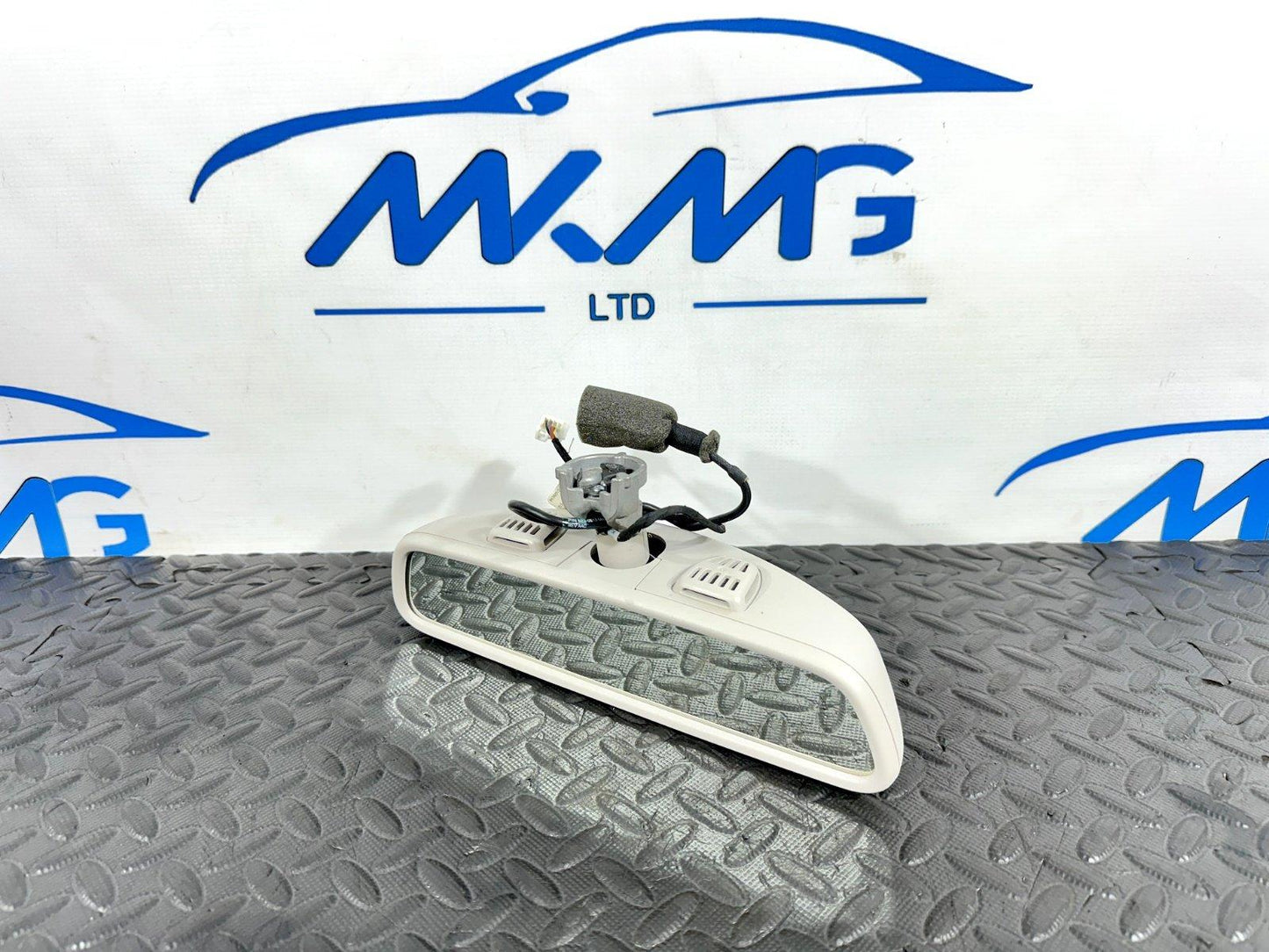 14-21 MERCEDES BENZ C300 W205 GENUINE INTERIOR REAR VIEW MIRROR A2228100117