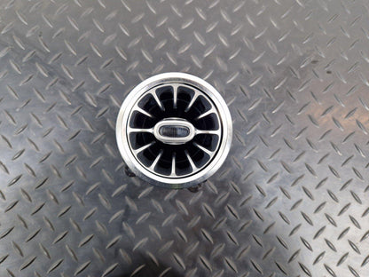 19-ON MERCEDES BENZ B CLASS W247 DASHBOARD CENTER AIR VENT A1778309100