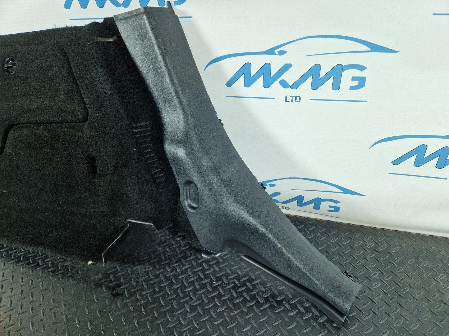12-18 MERCEDES BENZ B-CLASS W246 OEM PASSENGER SIDE REAR BOOT PANEL A2466900141