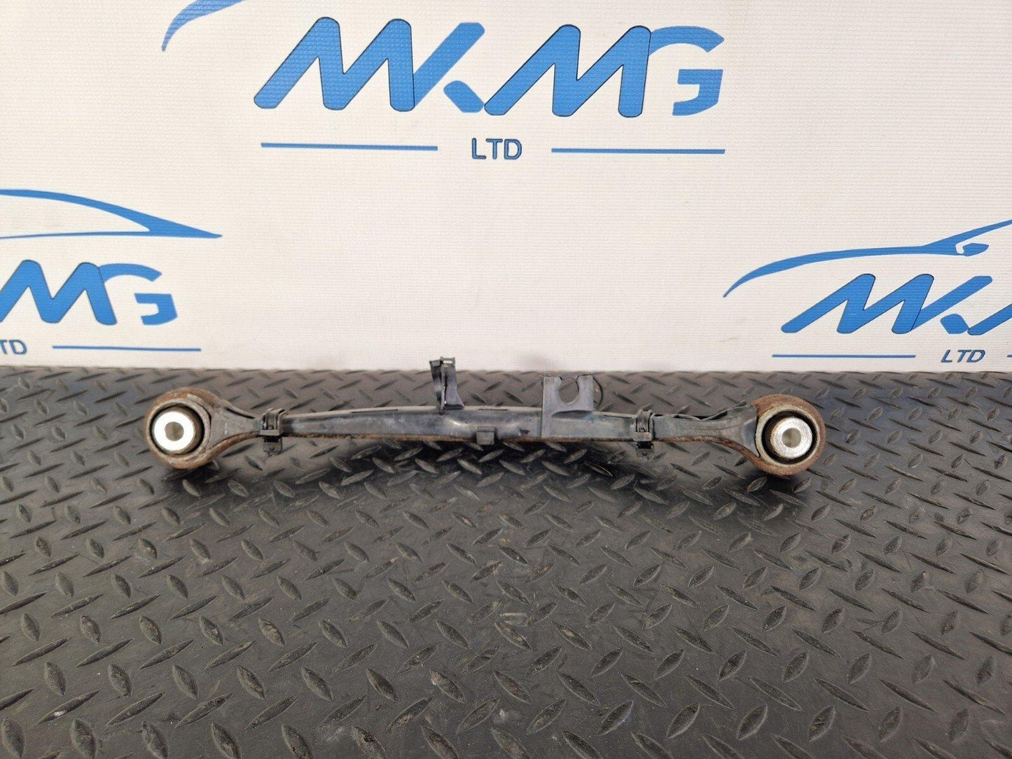 11-19 MERCEDES BENZ ML W166 GENUINE REAR RIGHT CONTROL ARM A1664230823