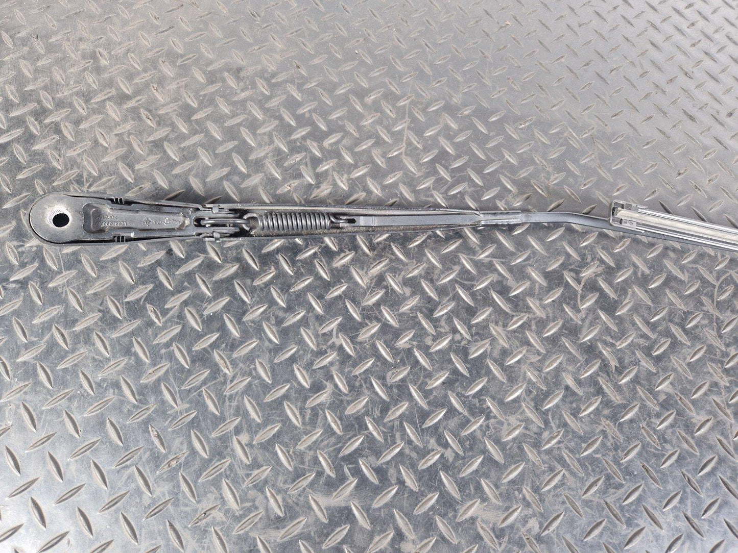 Mercedes W177 Windshield Windscreen Wiper Arm Screen Left N/S A1778201100