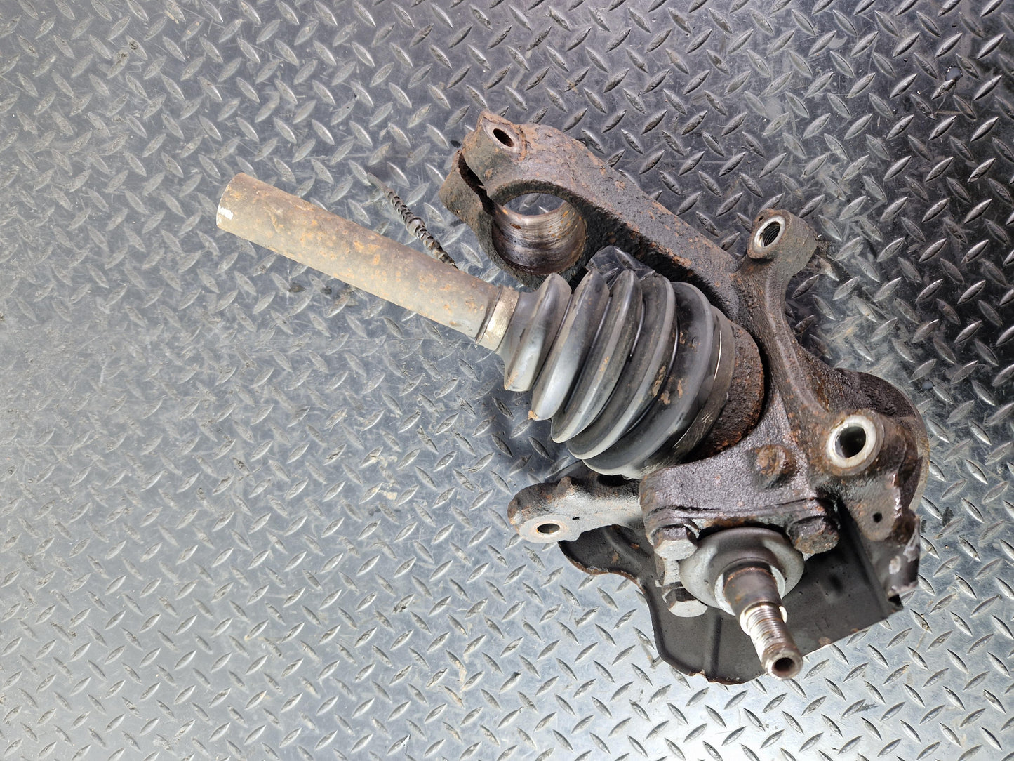 Peugeot Boxer MK3 Front Left N/S Passenger Wheel Hub 01393344080