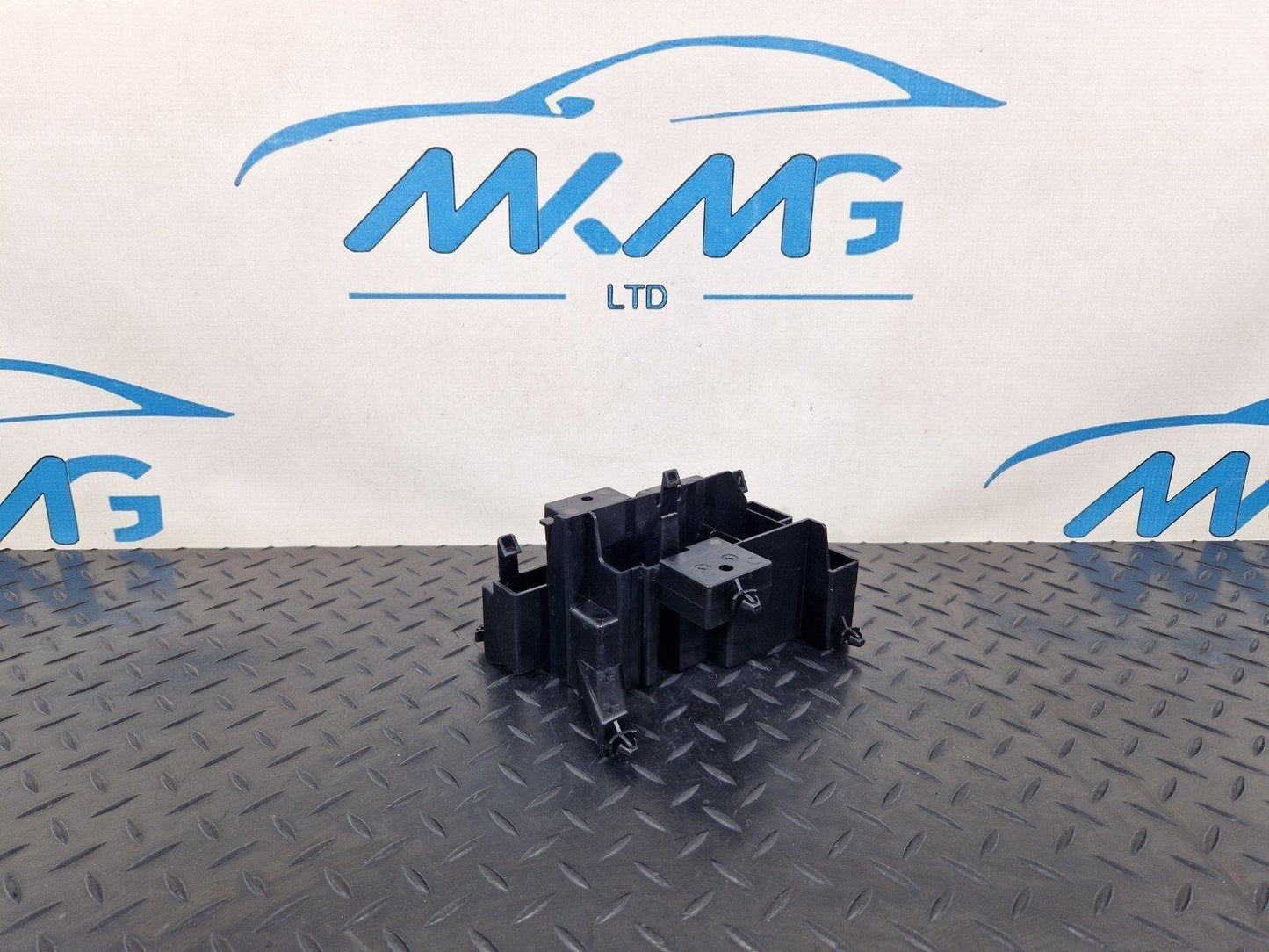 18-ON MERCEDES SPRINTER W907 W910 OEM COMMUNICATION MODULE HOLDER BRACKET MOUNT