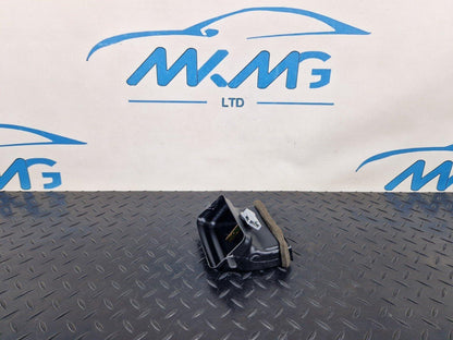 16-19 AUDI A4 AVANT B9 S-LINE OEM AIR CHANEL CONNECTING VENT 8W0857042
