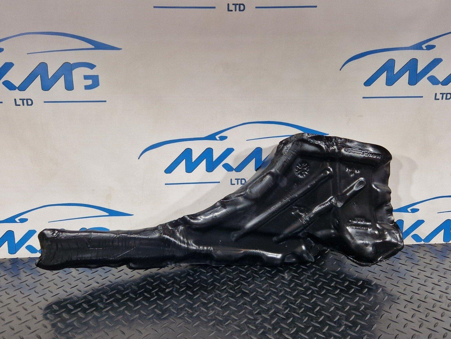16-22 BMW X1 F48 DRIVER SIDE WING FENDER SOUND INSULATION 7398420