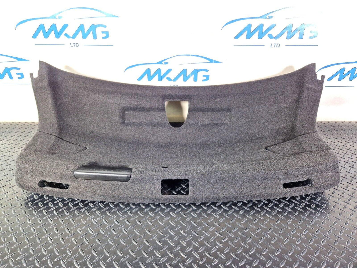 16-19 AUDI A4 B9 GENUINE BOOTLID TAILGATE TRIM PANEL 8W5867975