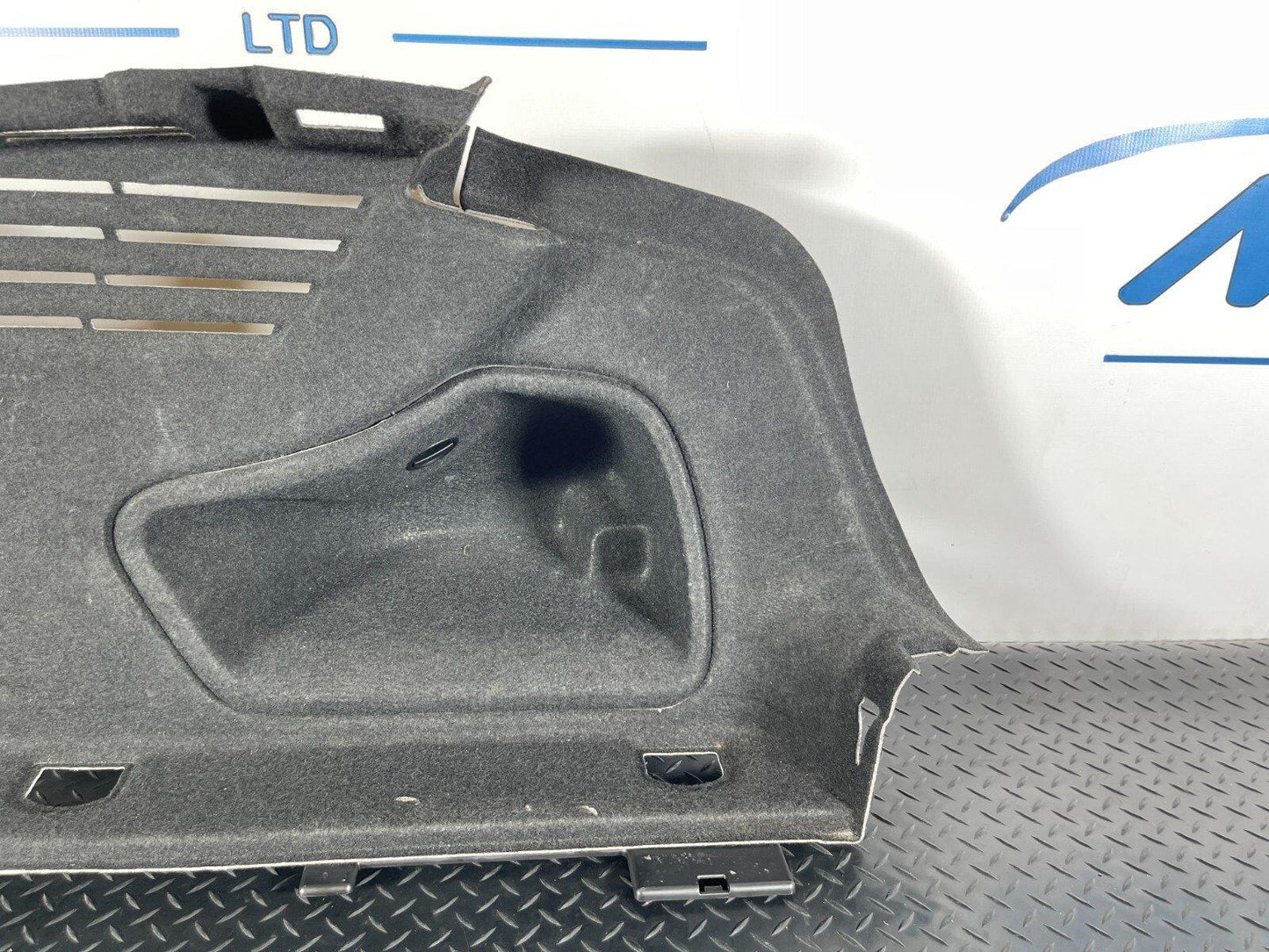 16-19 AUDI A4 B9 GENUINE REAR RIGHT DRIVER SIDE BOOT PANEL TRIM 8W5863880M