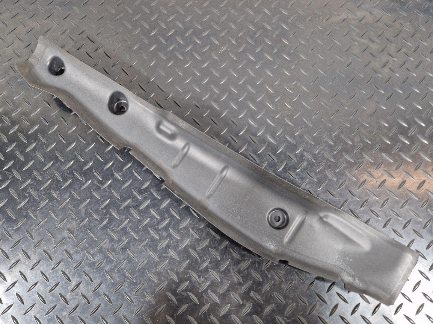 16-23 AUDI S5 COUPE FRONT RIGHT SIDE WING END PLATE 8W6821112