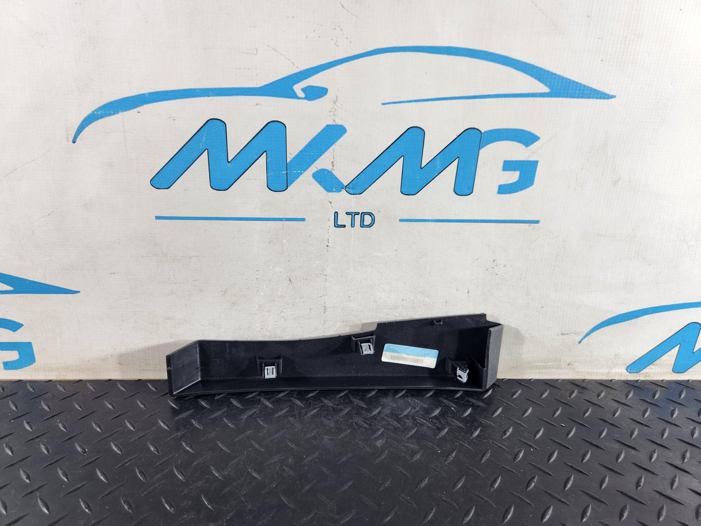 Land Rover Range Rover Evoque L551 SUV Genuine Dashboard Trim K8D2-043C27-A