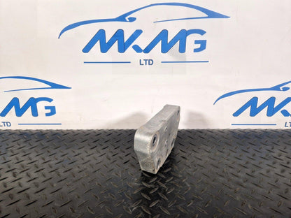 17-20 VW E-GOLF MK7.5 GENUINE FRONT RIGHT O/S/F ENGINE MOUNT BRACKET 5QE199588B