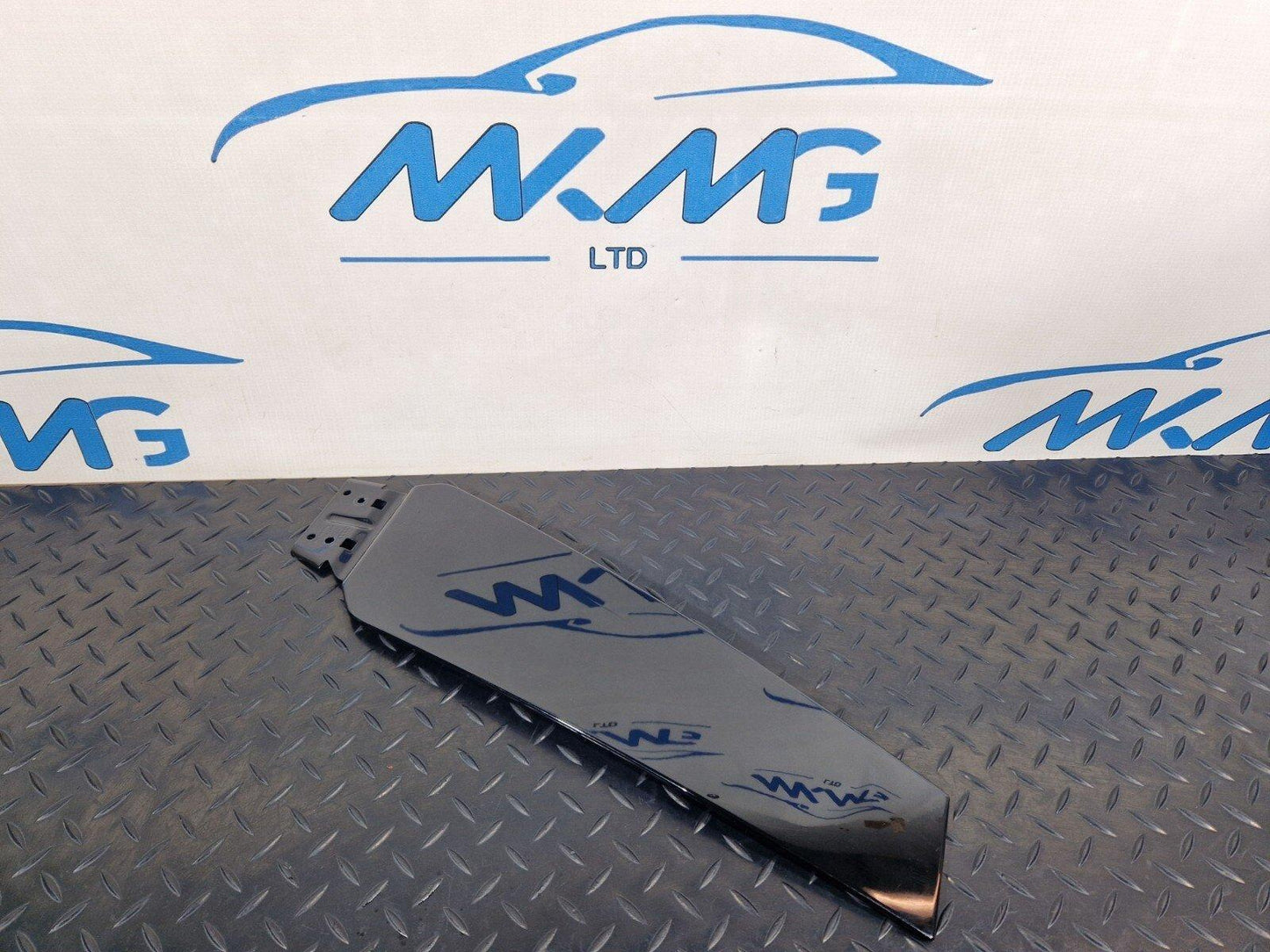 16-23 AUDI A5 F5 SPORTBACK S-LINE LEFT SIDE EXTERIOR B-PILLAR COVER 8W8853289